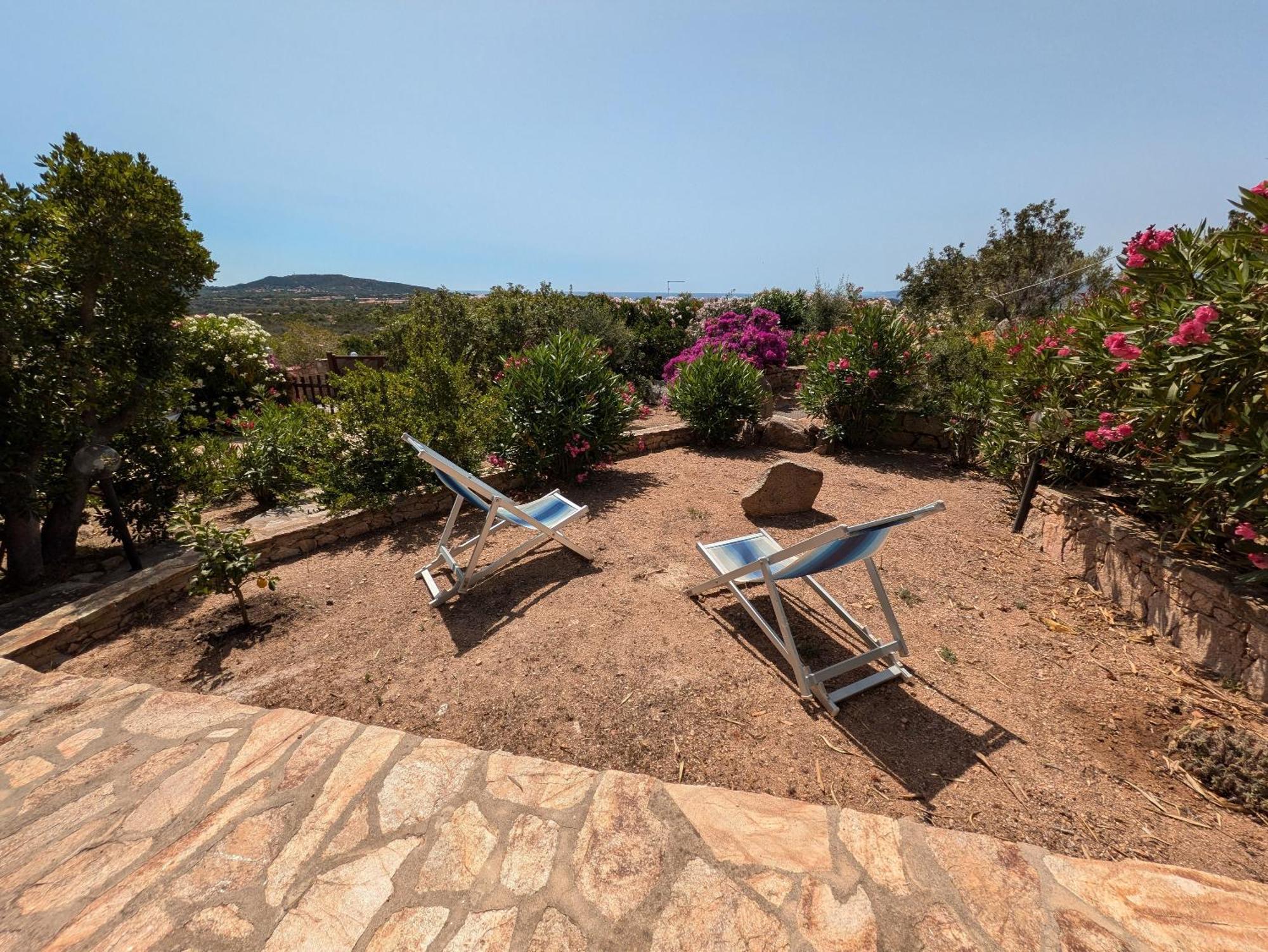 Villa Vista Mare Cala Ginepro Punta Molara Buitenkant foto